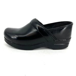 Dansko Women's 8.5/39 Black Professional Clogs Round Toe